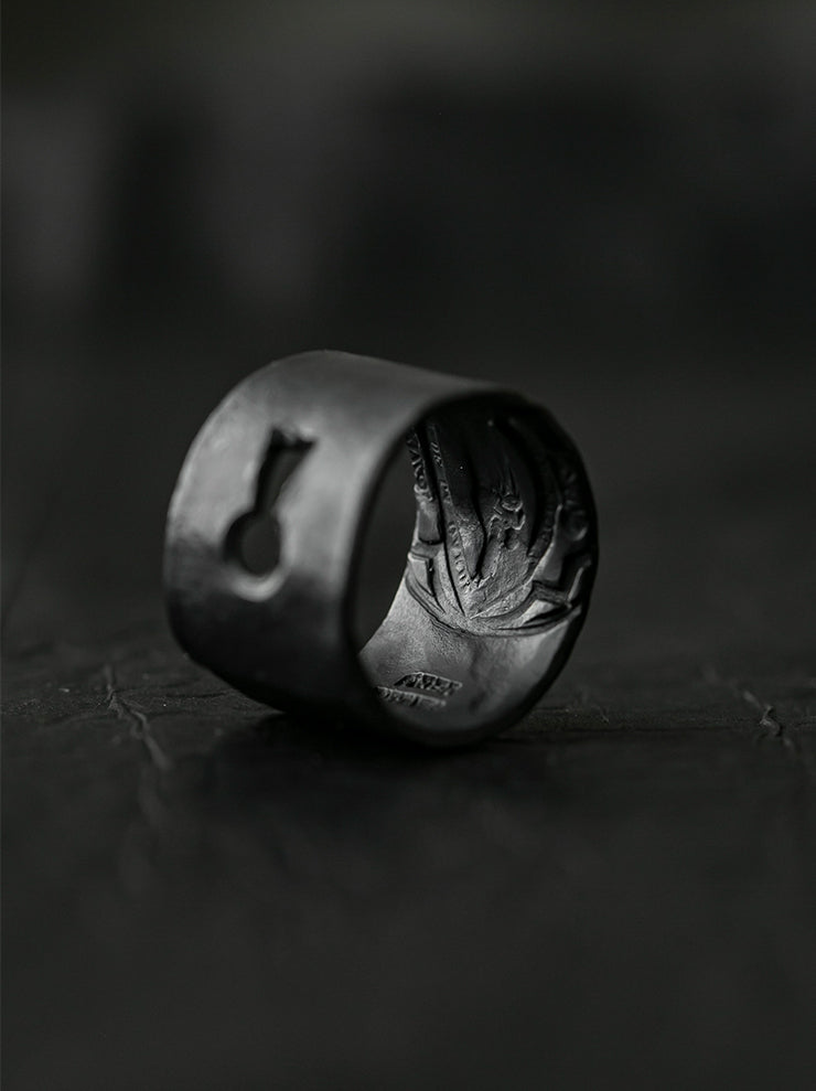 UMA WANG × DETAJ<br> KEYHOLE SILVER RING / BLACK