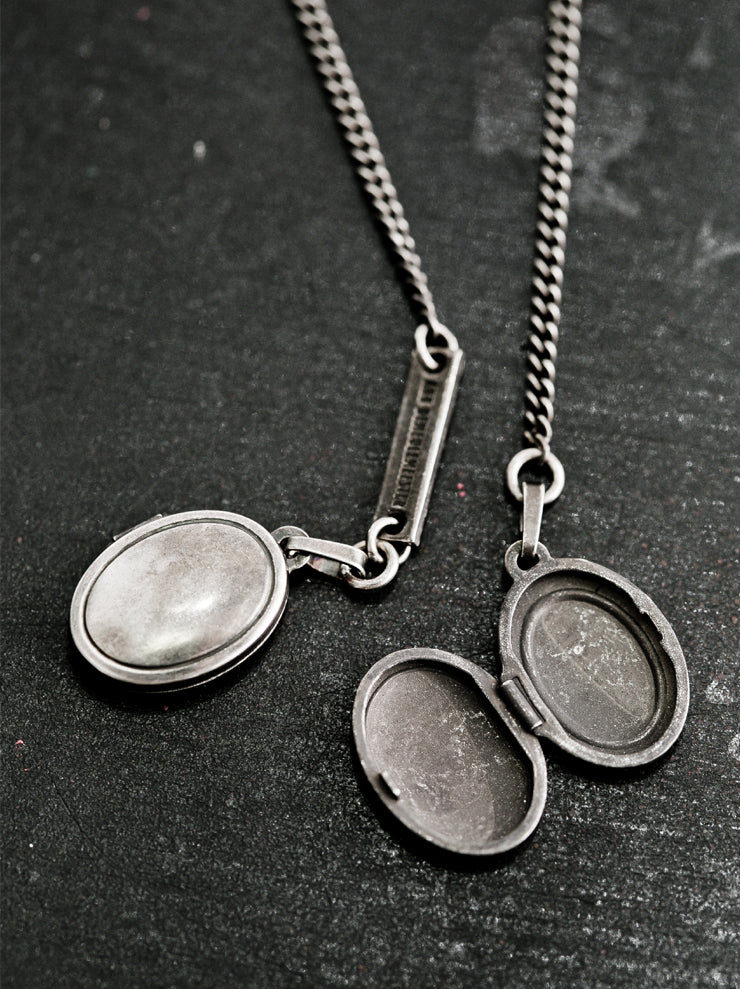 ANN DEMEULEMEESTER<br />オーバルロケットペンダントチェーンピアス SILVER