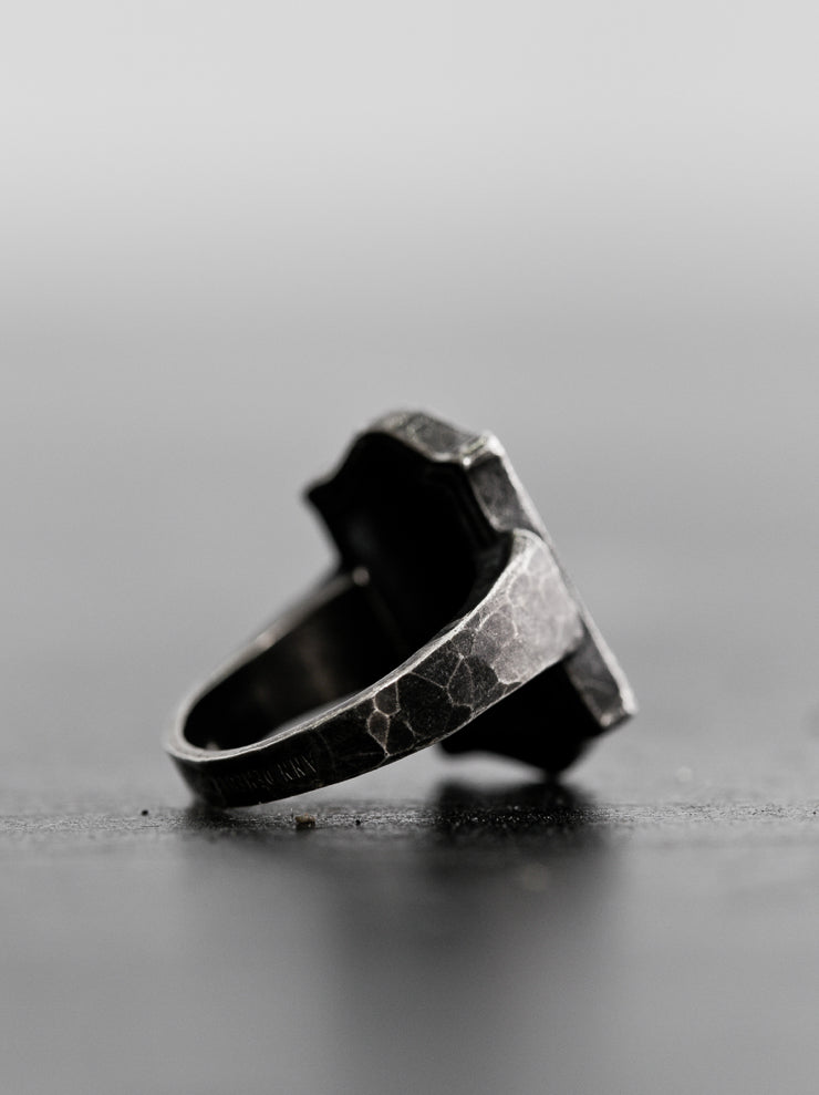ANN DEMEULEMEESTER<br />ビートルフレームリング SILVER
