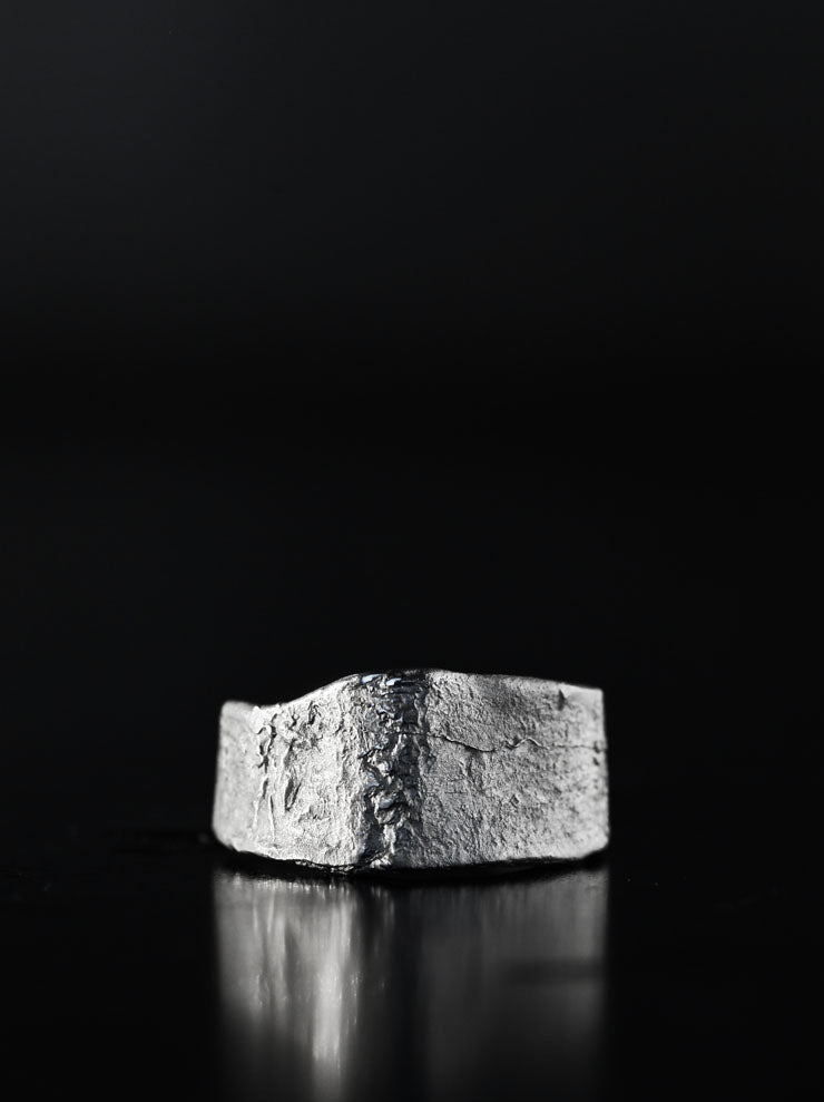 DETAJ<br />PRIMITIVE RING / WHITE