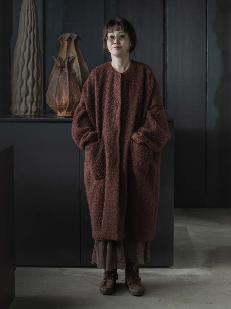 UMA WANG<br> Womens collarless coat / DARK RED