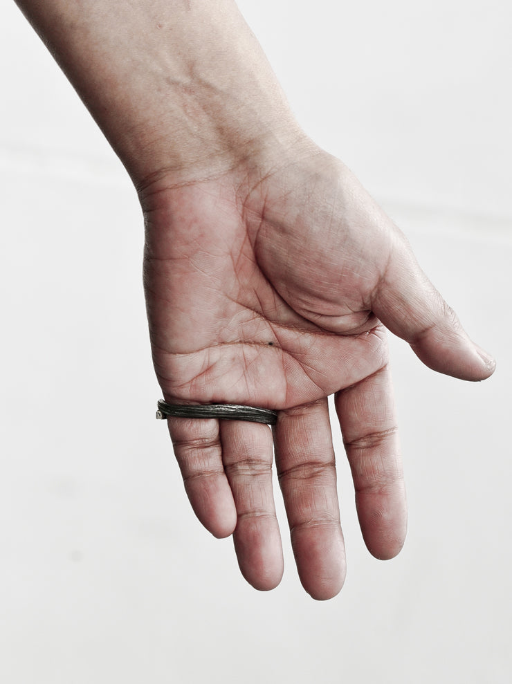 DETAJ <br>HAIR RING / BLACK