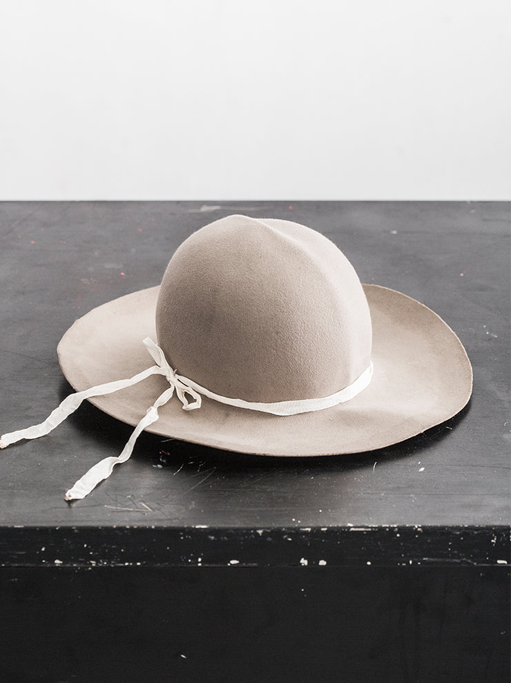 HORISAKI<br> BHKNYT00X Beaver Fur Felt Hat KALK