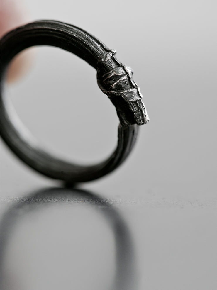 DETAJ <br>HAIR RING / BLACK