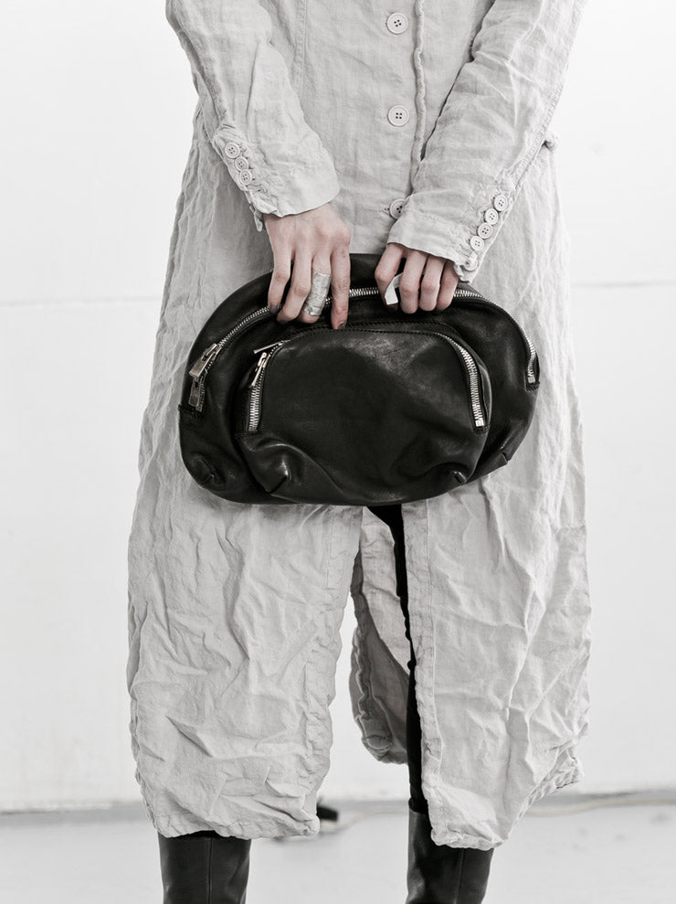 GUIDI<br>ソフトホースレザーポーチ BLKT BTC03