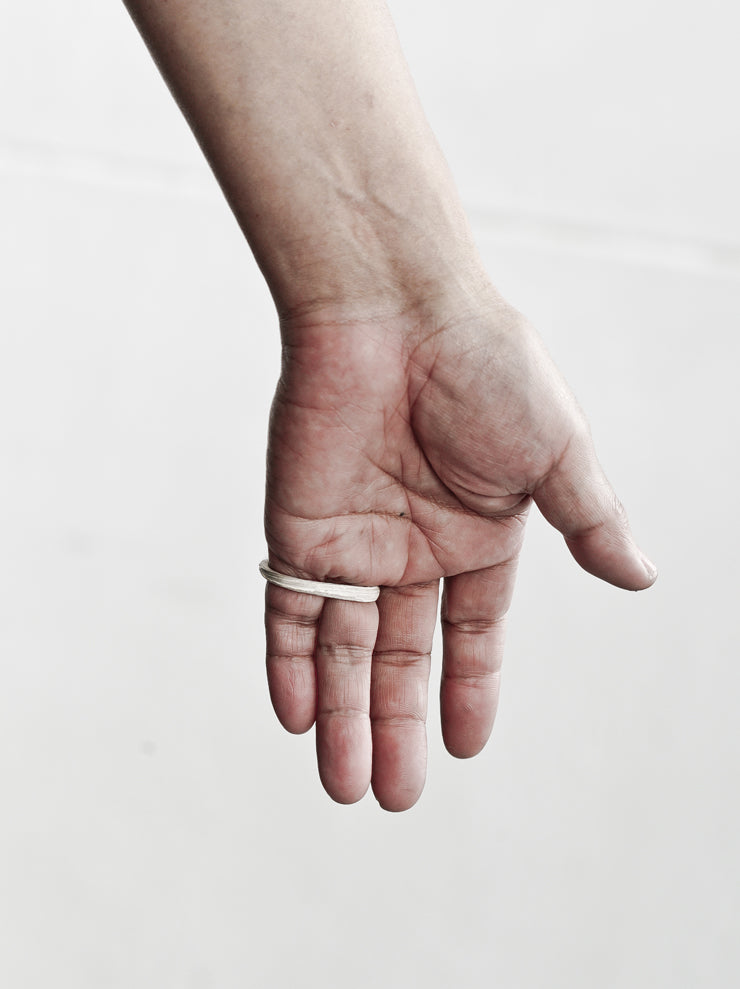 DETAJ <br>HAIR RING / WHITE