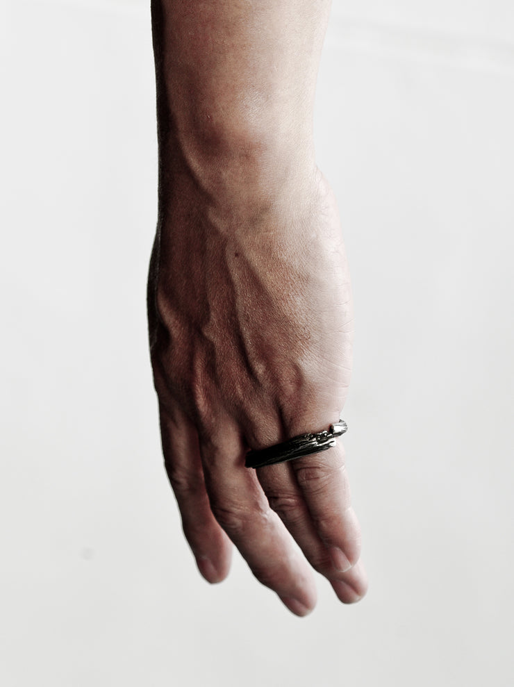 DETAJ <br>HAIR RING / BLACK