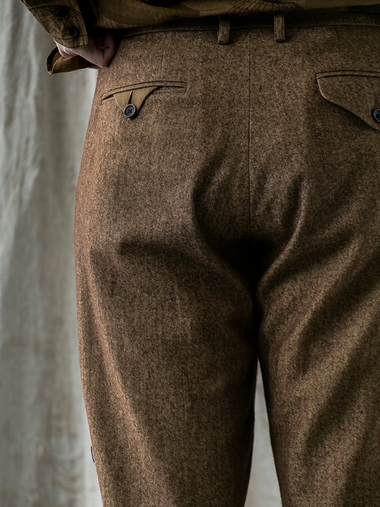 UMA WANG<br> Tuck pants / BROWN & TAN