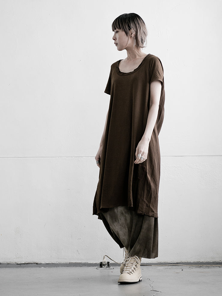 UMA WANG<br> Front-back switching dress BROWN
