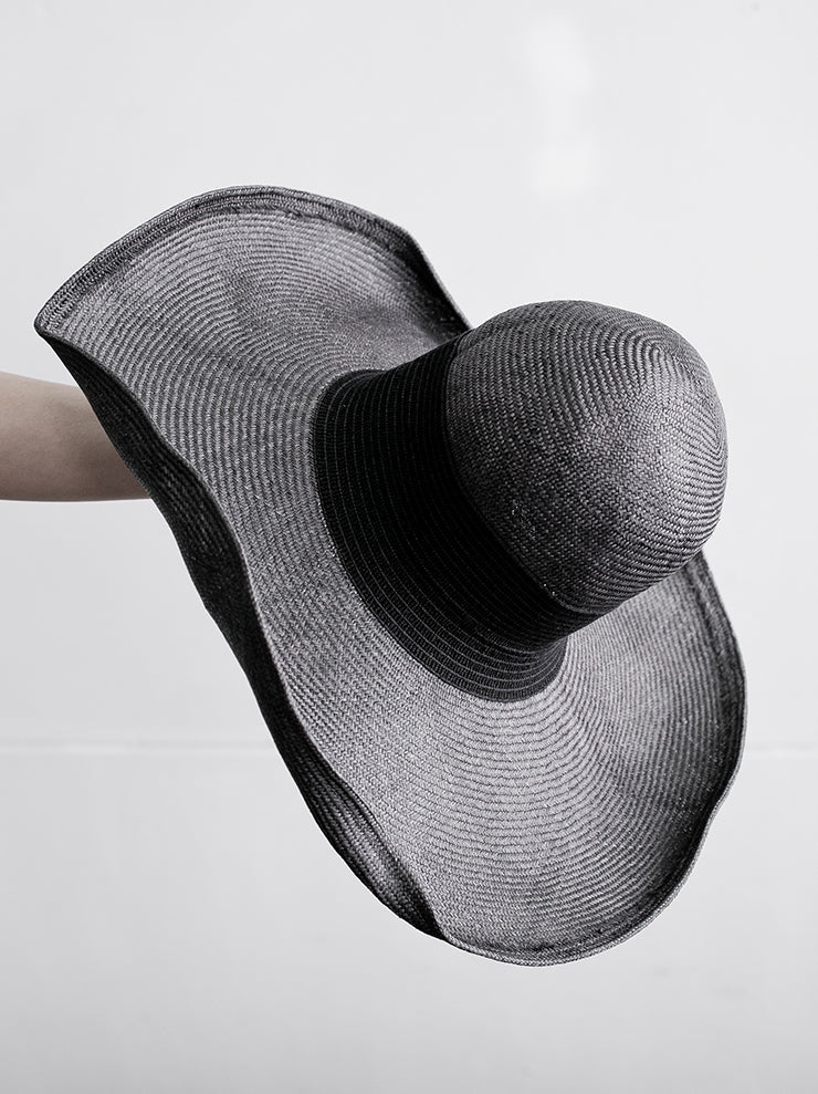 HORISAKI<br> SHVBK015 Sisal Straw Expandable Hat GRAY / ONE SIZE