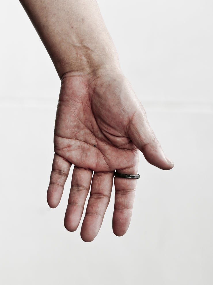 DETAJ <br>HAIR RING / BLACK