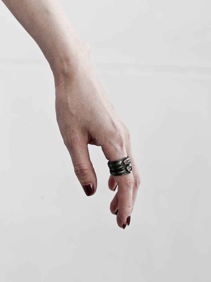 DETAJ <br>HAIR RING / BLACK