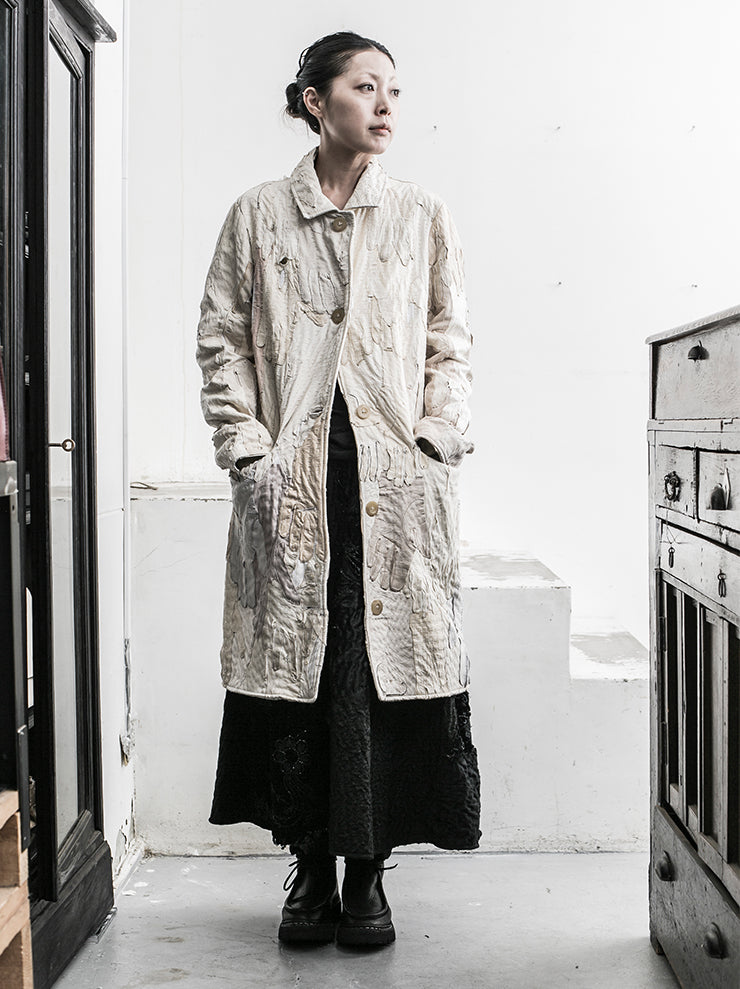 By Walid<br> Women's Clara Coat LIGHT / gloves story