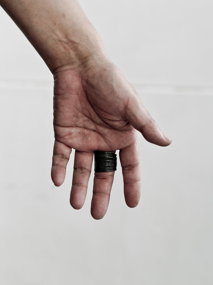 DETAJ <br>HAIR RING / BLACK