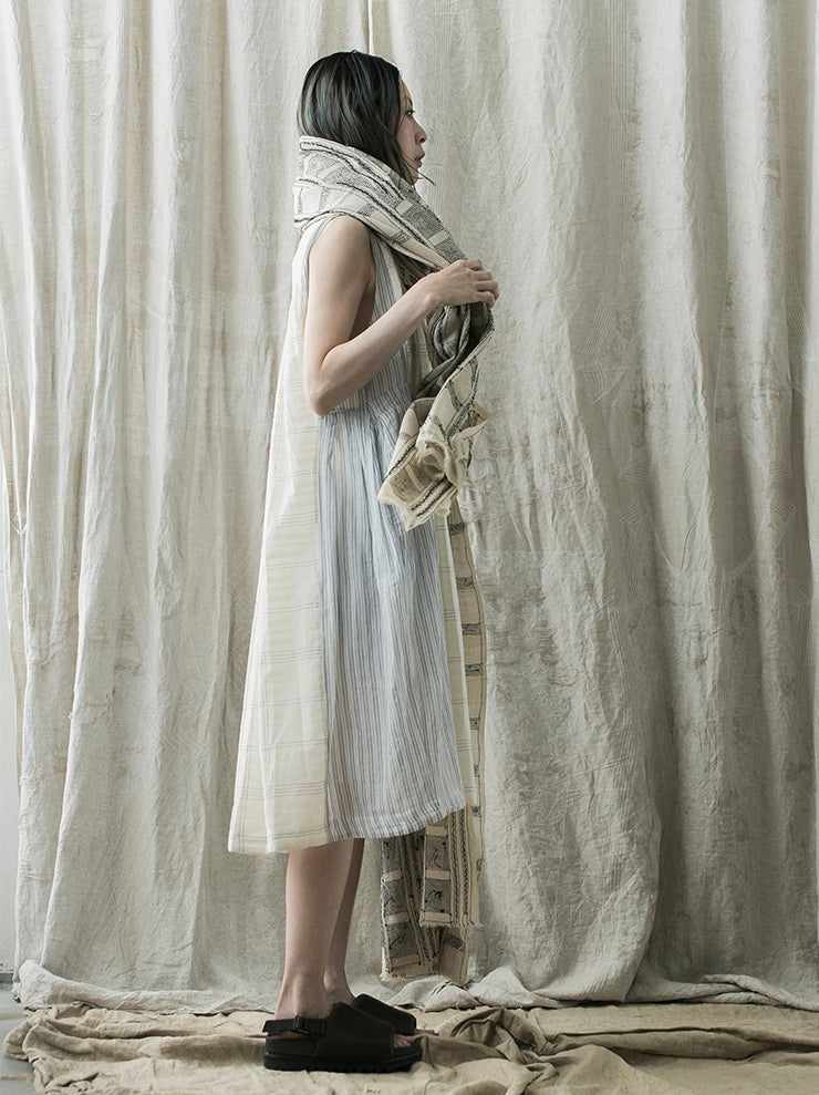 KHADI AND CO. <br>embroidered silk stole NATURAL