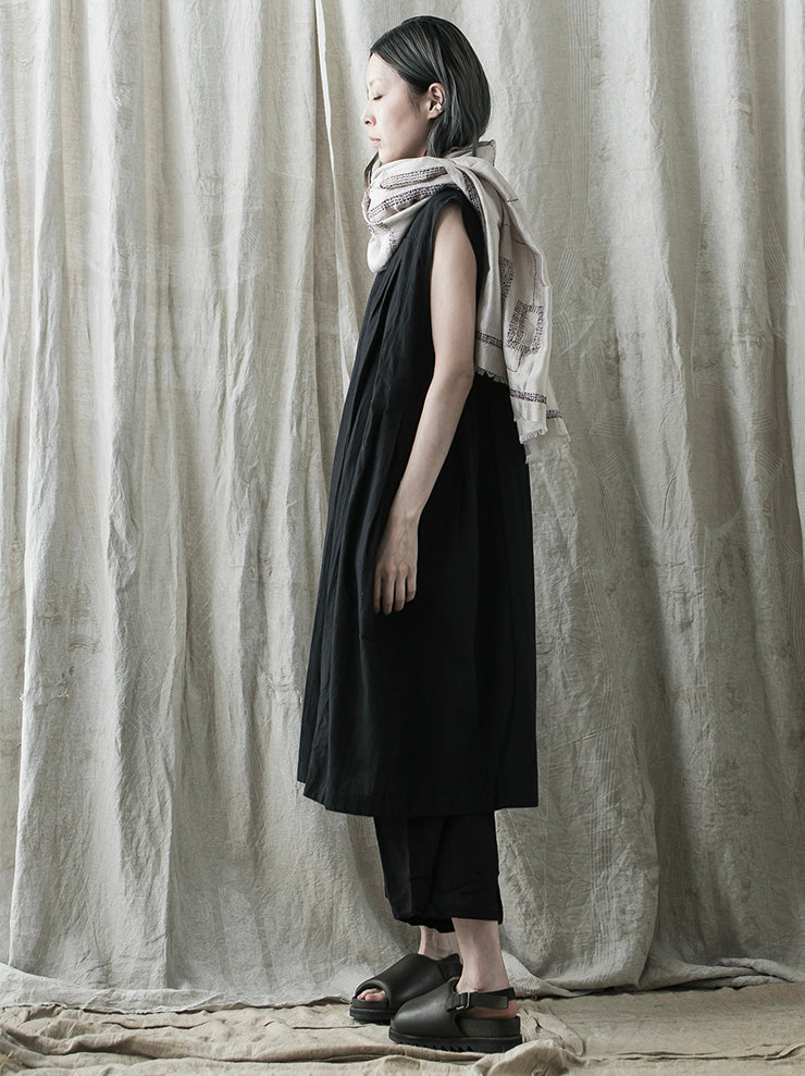 KHADI AND CO.<br> embroidered silk stole MASTIC