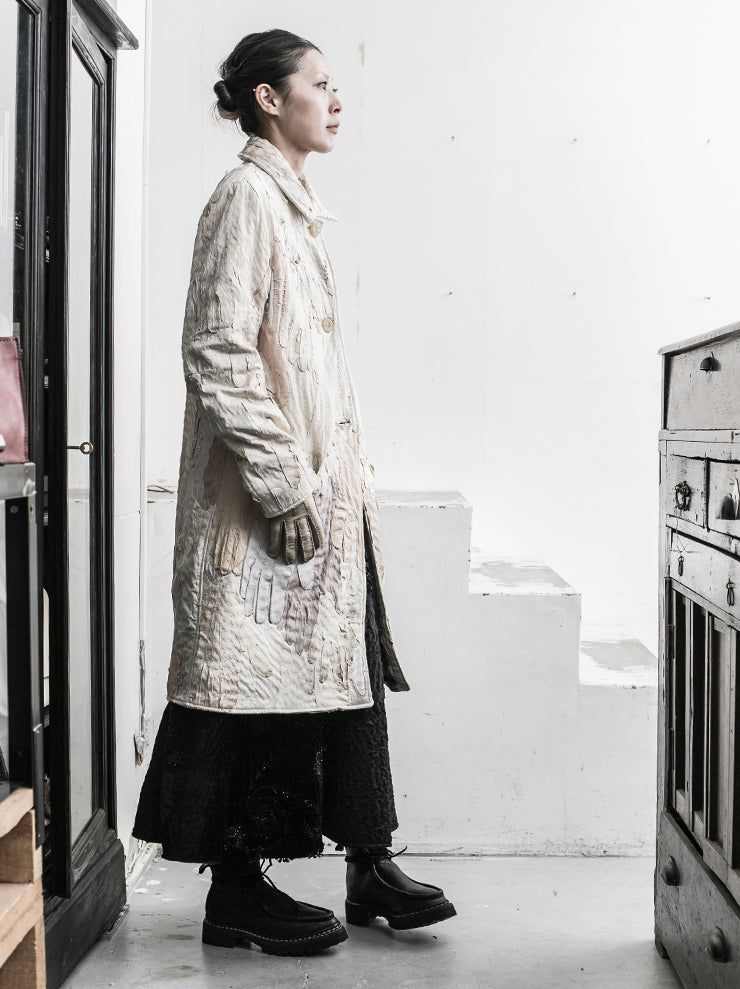By Walid<br> Women's Clara Coat LIGHT / gloves story