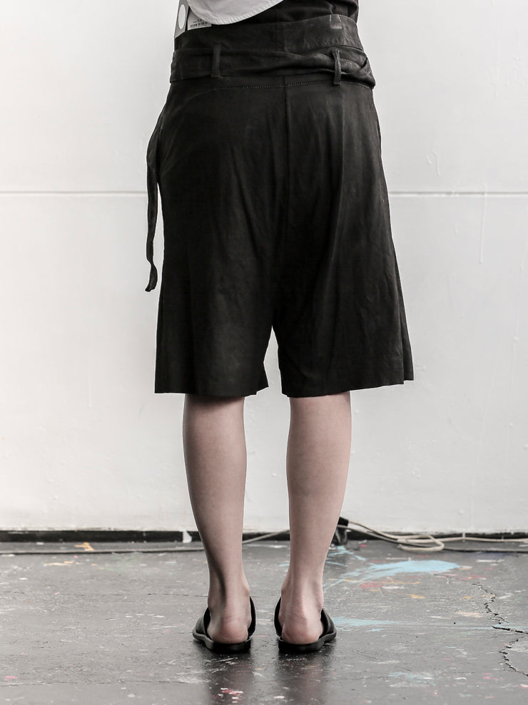 ISAAC SELLAM EXPERIENCE<br> leather shorts