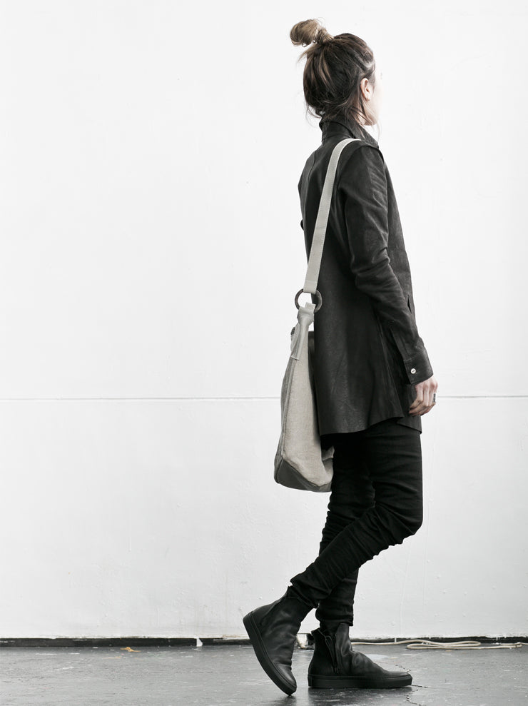 tagliovivo<br> Silver button clutter leather shirt BLACK