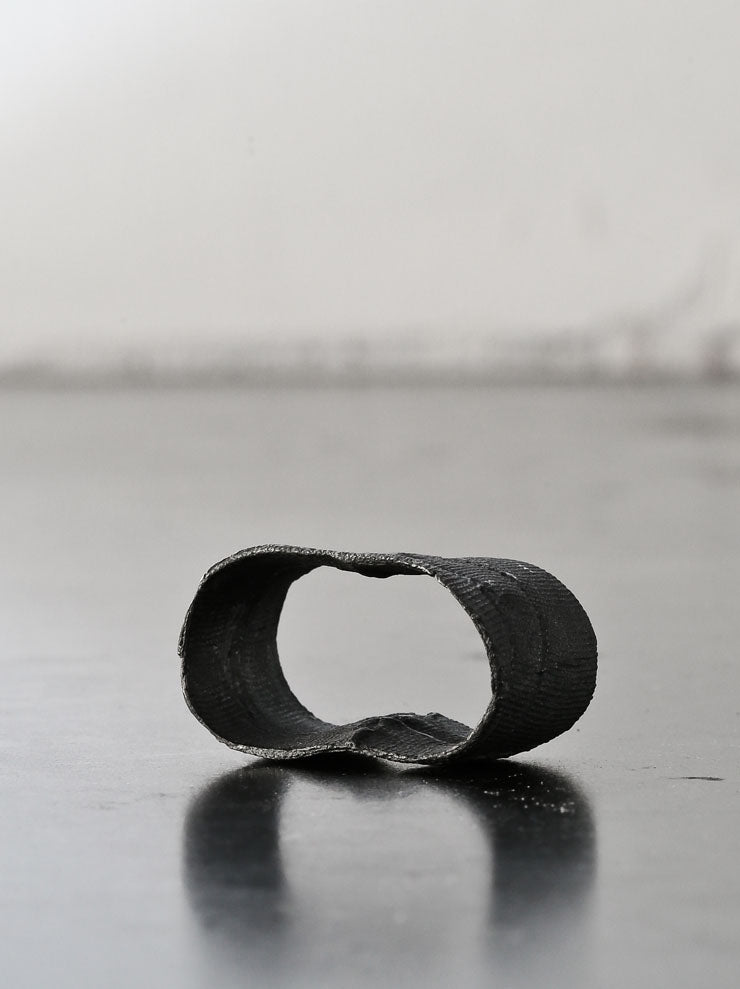 DETAJ<br> BANDAGE FIT DOUBLE RING / BLACK