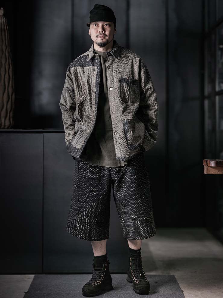 By Walid<br>MENS RAIN JACKET WADDED / GREEN DRAGON × CHARCOAL WOOL