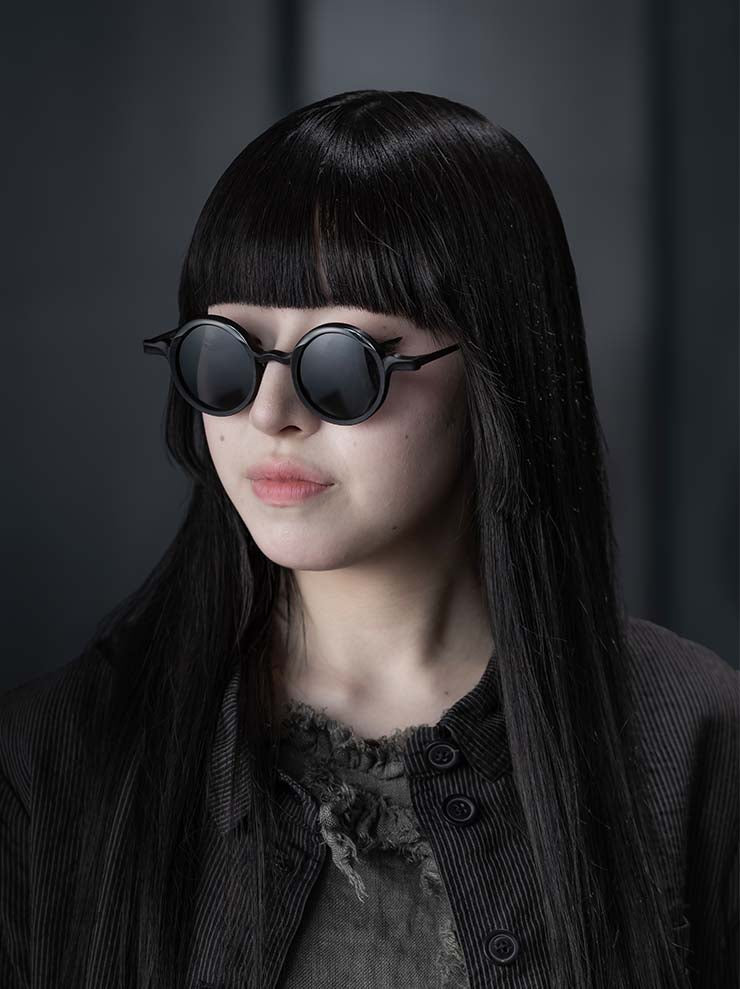 RIGARDS × UMA WANG<br> GENUINE HORN & TITANIUM frame sunglasses / BLACK / RG00UW18