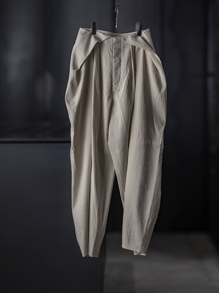 UMA WANG <br>WOMENS タックトラウザー / OFF WHITE