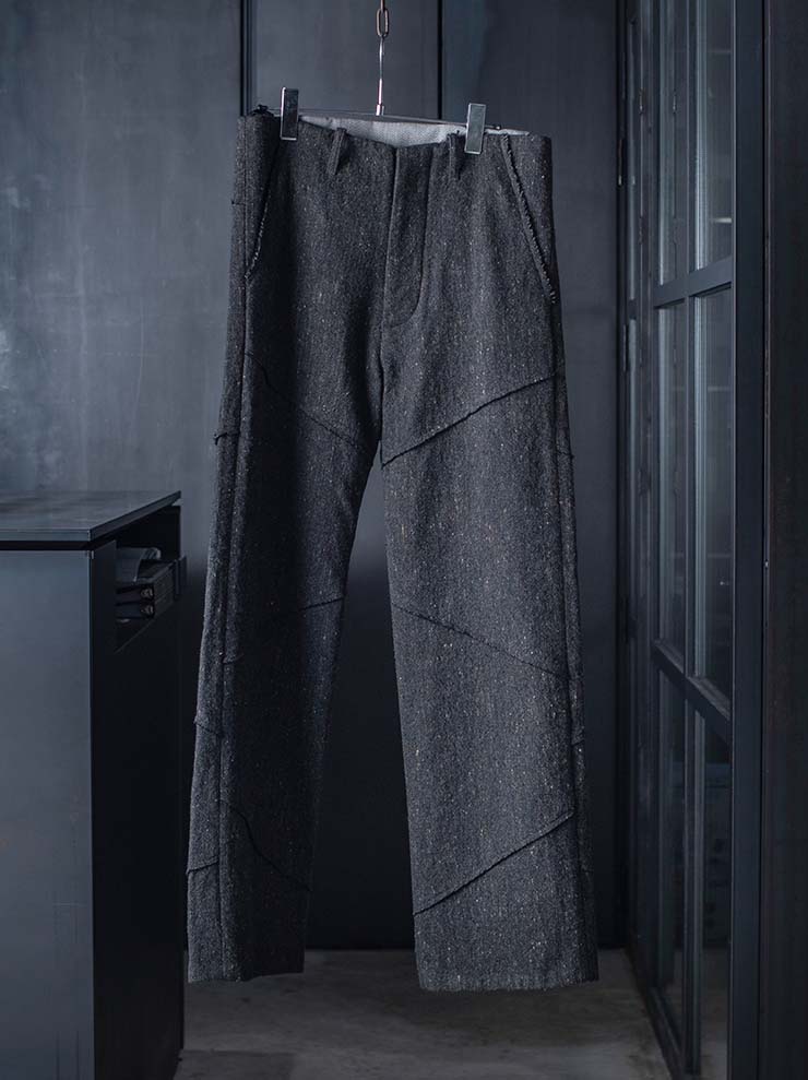 K'ANG<br>MENS SANPIETRINI PACHED WIDE FIT TROUSERS / DARK GREY