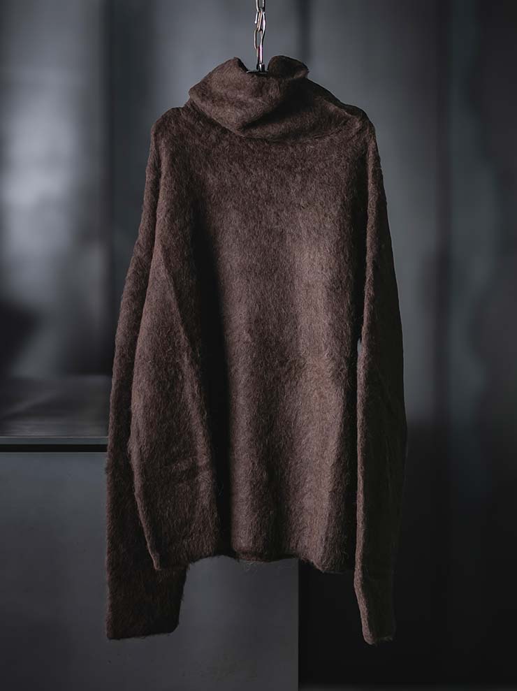 UMA WANG<br>WOMENS HIGH NECK LONG SLEEVE KNIT  / DARK BROWN