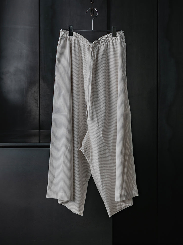 WRIGHT + DOYLE<br>UNISEX MELDON SHORTS / CHALK BRICK PINSTRIPE