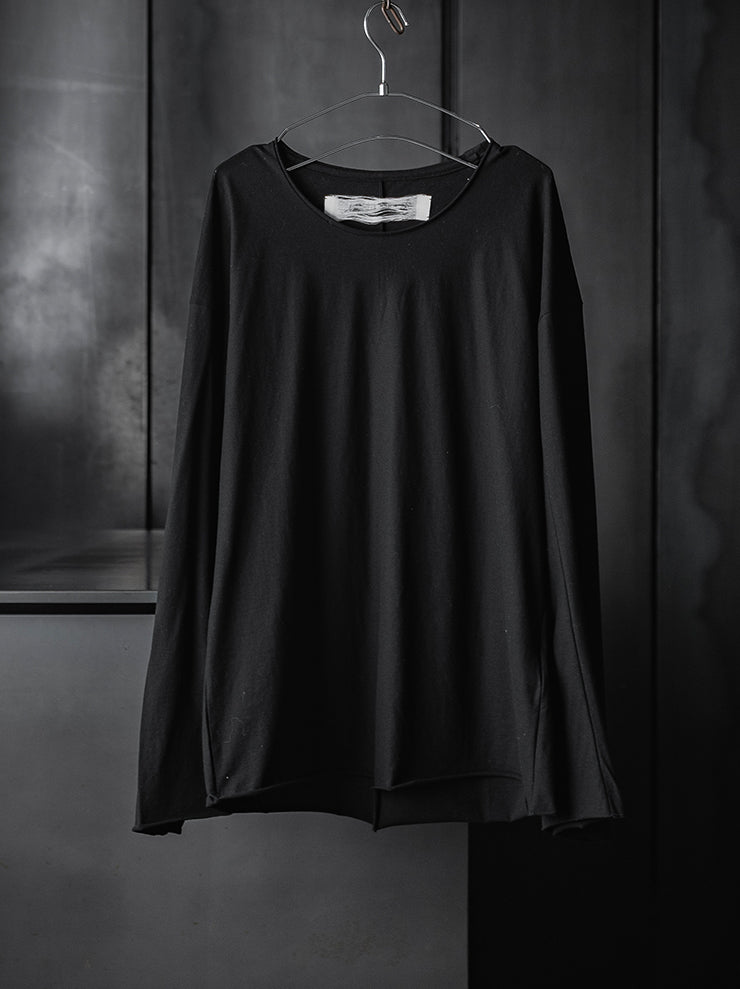 individual sentiments<br />UNISEX ルーズフィットロングスリーブ Tシャツ / BLACK