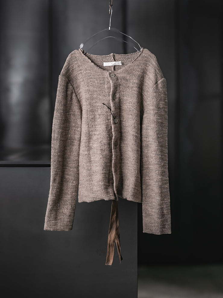 K'ANG<br>UNISEX ROUND NECK MID FIT CARDIGAN / GREYISH BROWN