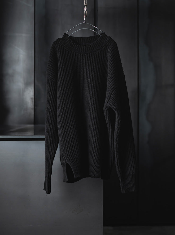 UMA WANG<br>WOMENS CASHMERE OVER TOP / BLACK
