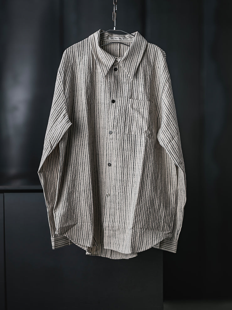 individual sentiments<br>UNISEX ルーズフィットロングシャツ / ecru white