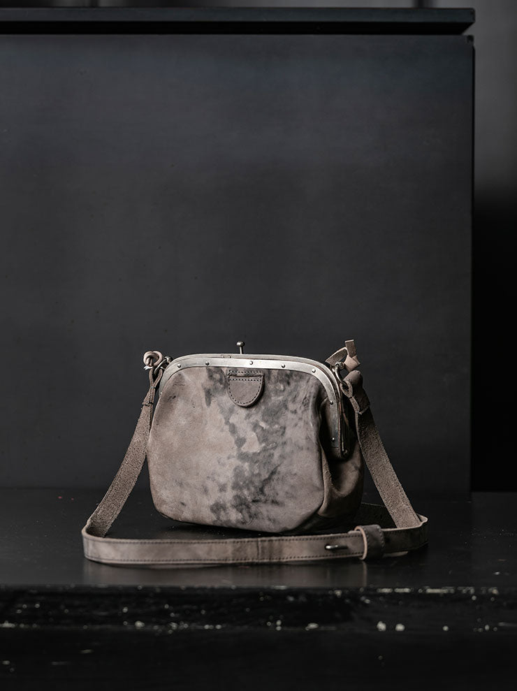 MDK – MIRANDA KALOUDIS<br>FRENCH LOCK BAG L / HORSE LEATHER / NATURAL SHADES