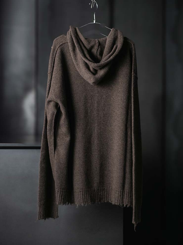 UMA WANG<br>MENS HOODED TOP / BROWN