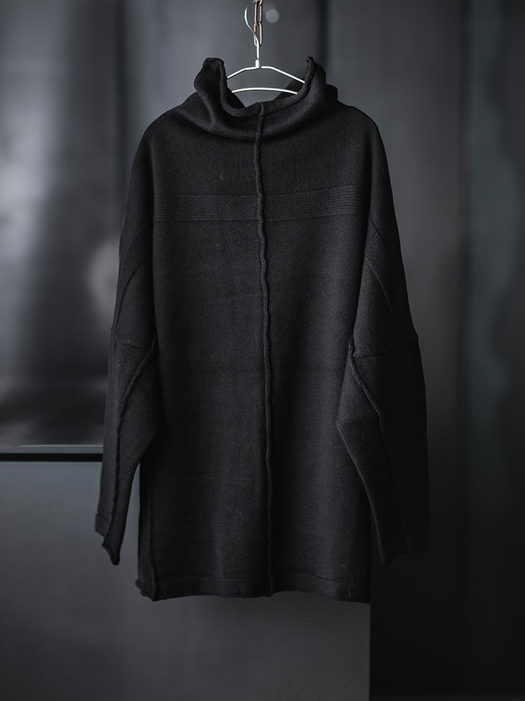 individual sentiments<br>UNISEX ルーズシルエットハイネックニット / black