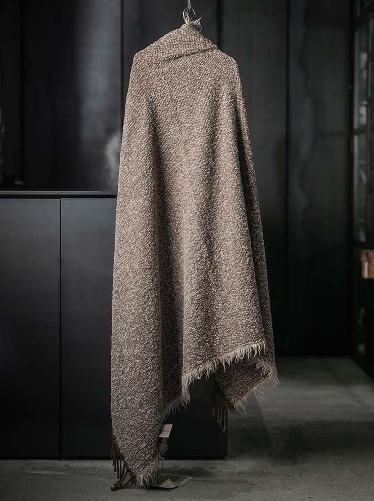 UMA WANG<br>SCARF / TAN