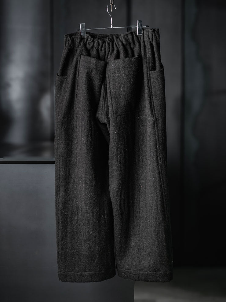GATHERING<br>UNISEX FARMER PANT / BLACK BROWN