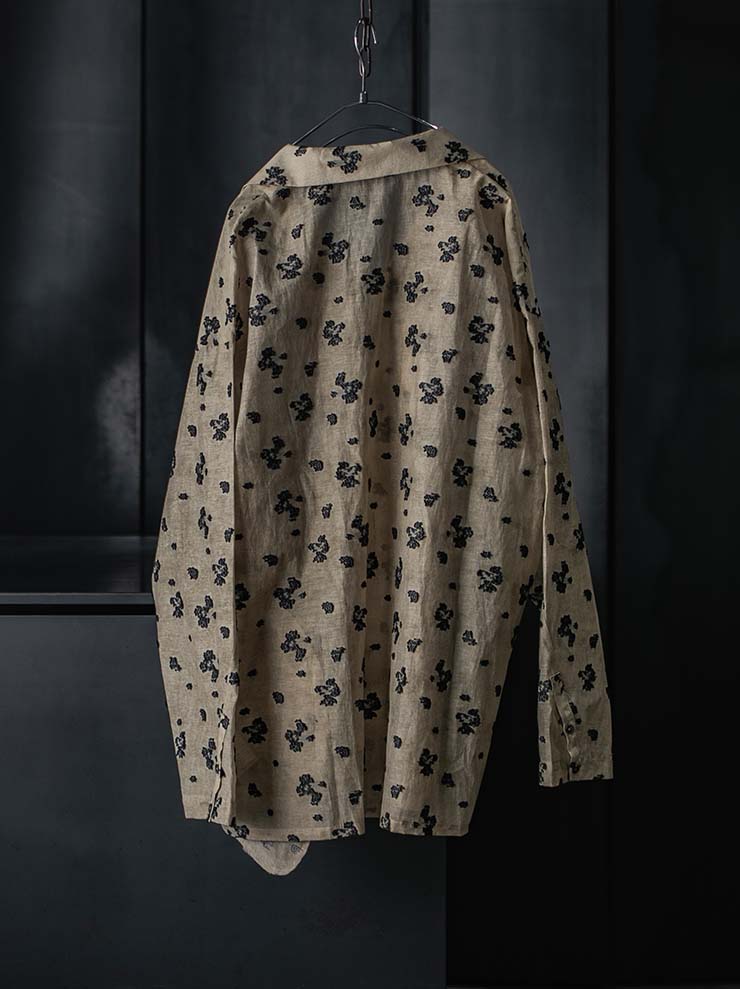 CHIAHUNG SU<br>RELAXED-FIT HAND WOVEN & DYED FLORAL PATCHED SHIRT / FLORAL