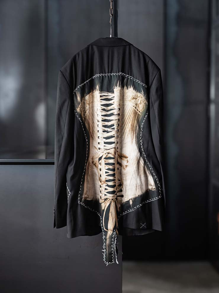 IA LONDON<br>WOMENS OVERSIZED HAND-STITCHED BLAZER / CORSET PRINT