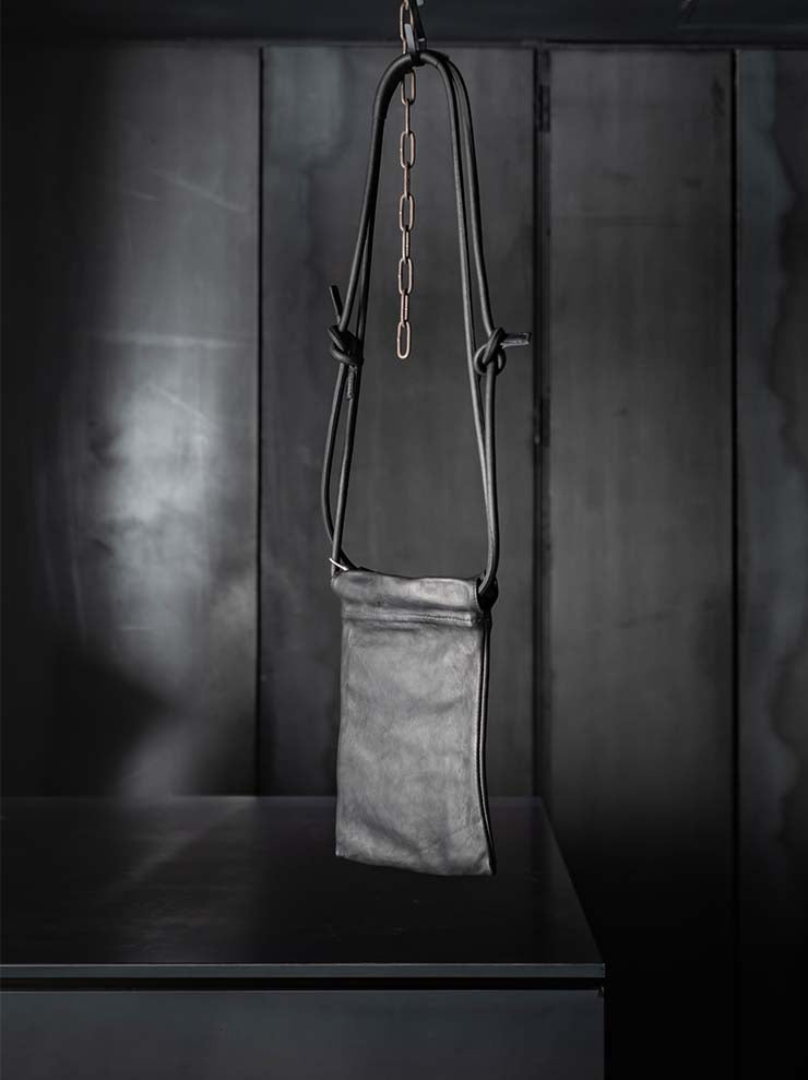 GUIDI<br> Large Pocket Bag PKT08 BLKT / SOFT HORSE FULL GRAIN