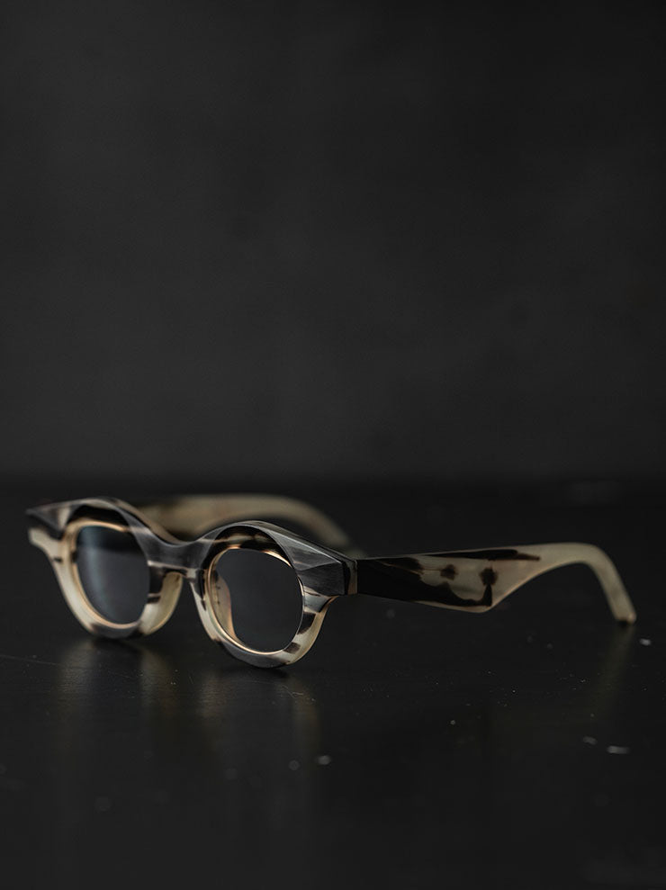 RIGARDS<br>GENUINE HORN フレームサングラス / LIGHT CAMO / RG1063