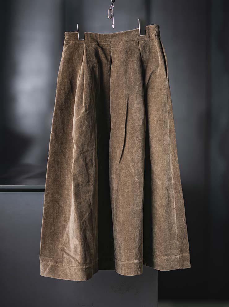 UMA WANG<br>WOMENS VELVET SKIRT  / MUSTARD