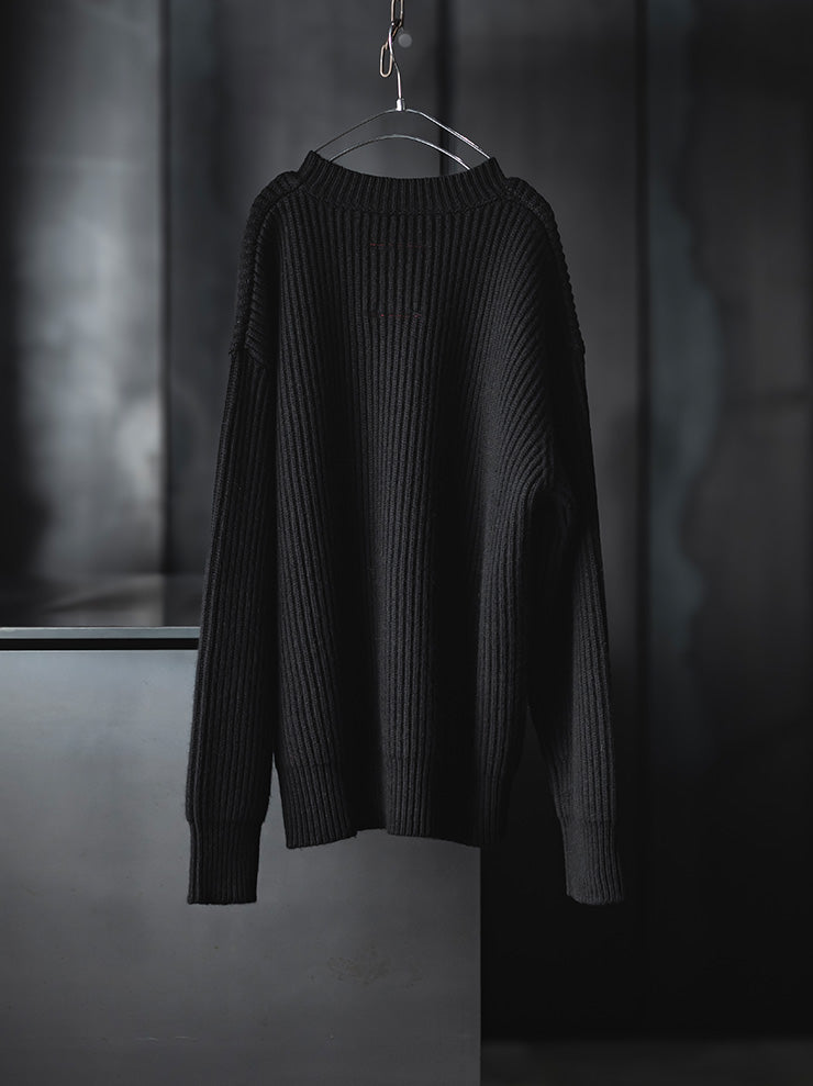 UMA WANG<br>WOMENS CASHMERE OVER TOP / BLACK