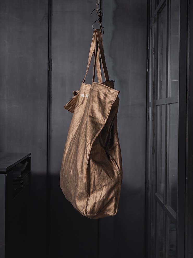 UMA WANG<br> Big Shopping Bag / GOLD