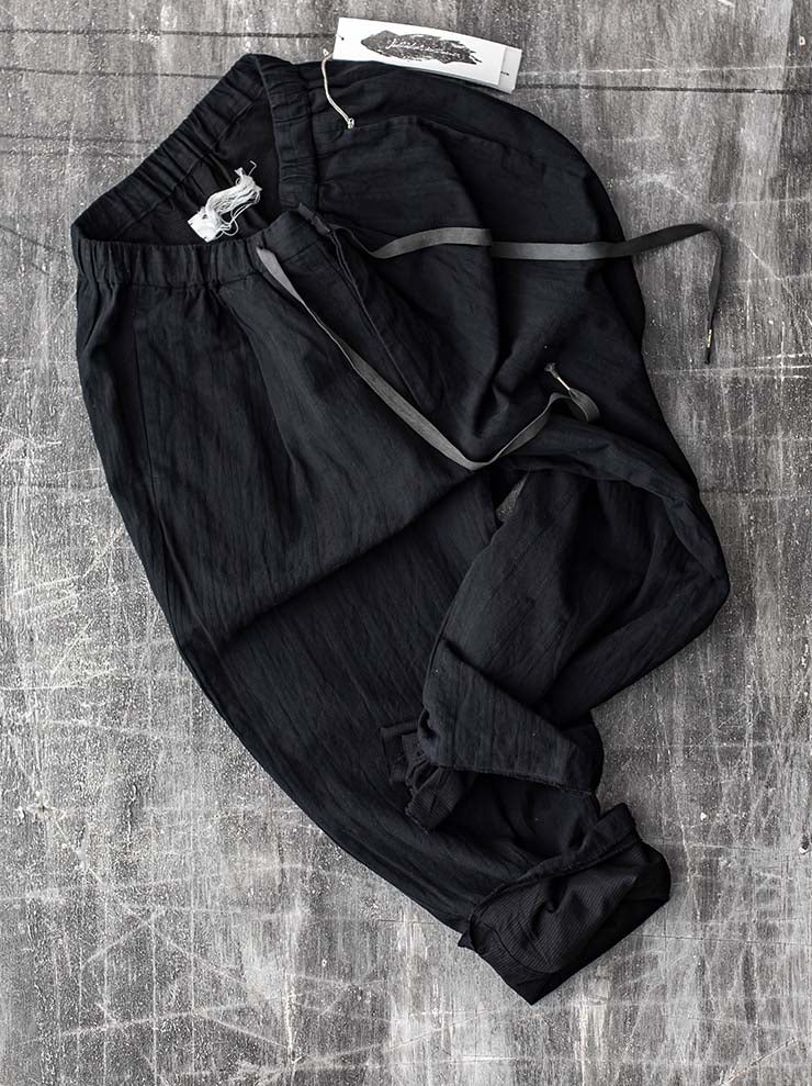 individual sentiments<br> UNISEX layered easy pants / BLACK