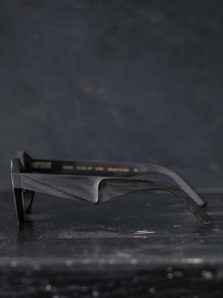 RIGARDS<br/>GENUINE HORN & TITANIUM フレームサングラス / BLACK / RG1063