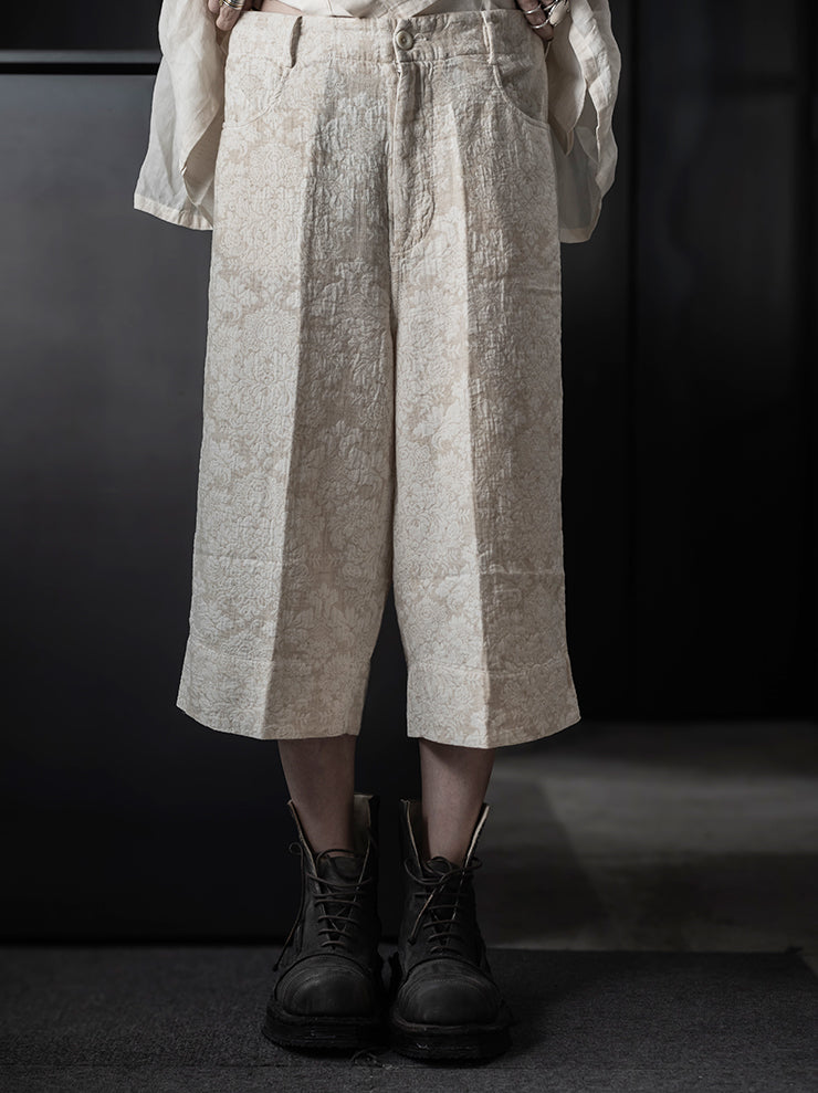 KINYAN LAM<br>Unisex Jacquard Wide Capri Trousers / Raw White
