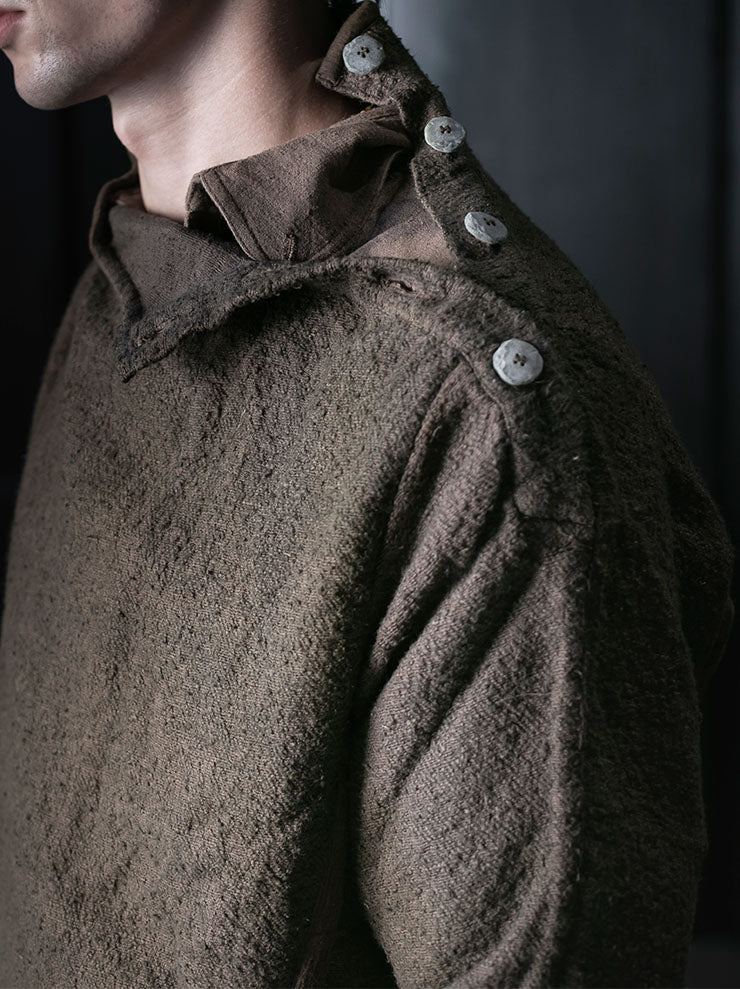 OUTBREAK LAB<br>MENS Beekeeper Sweater in Cotton Bouclé / DARK